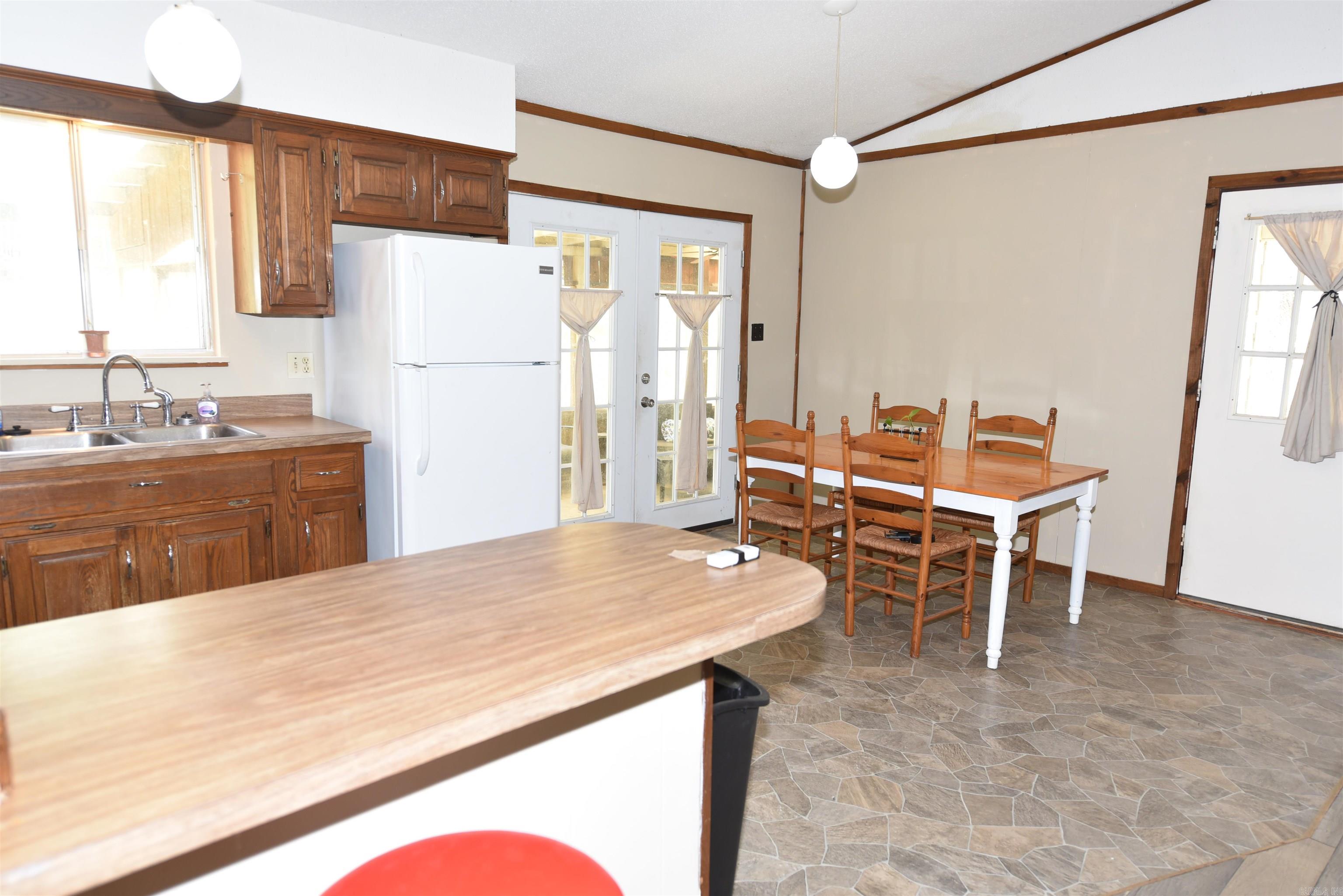 LAKEWOOD - Residential