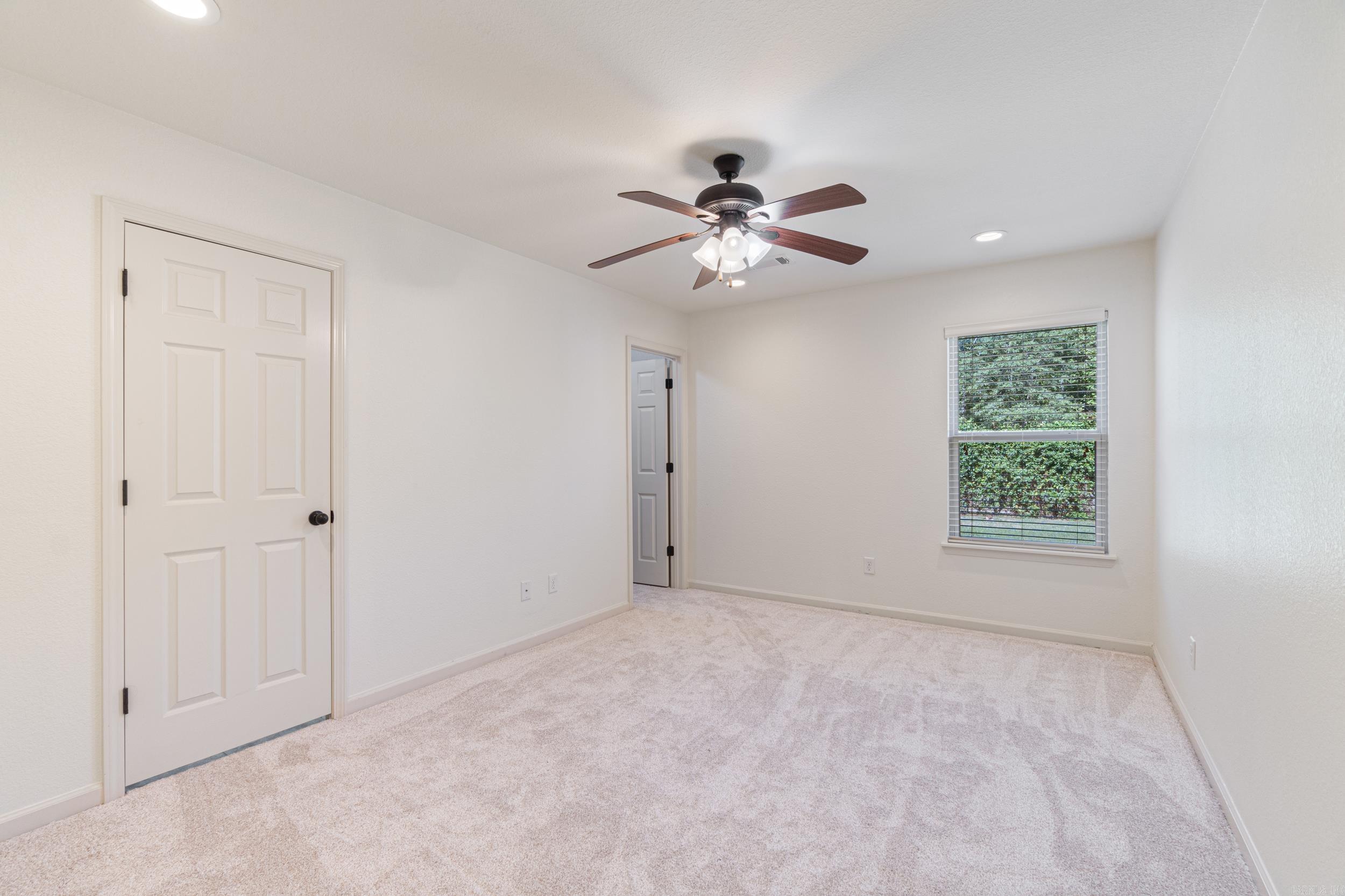 SOUTHERN COMFORT ESTATES - Residential