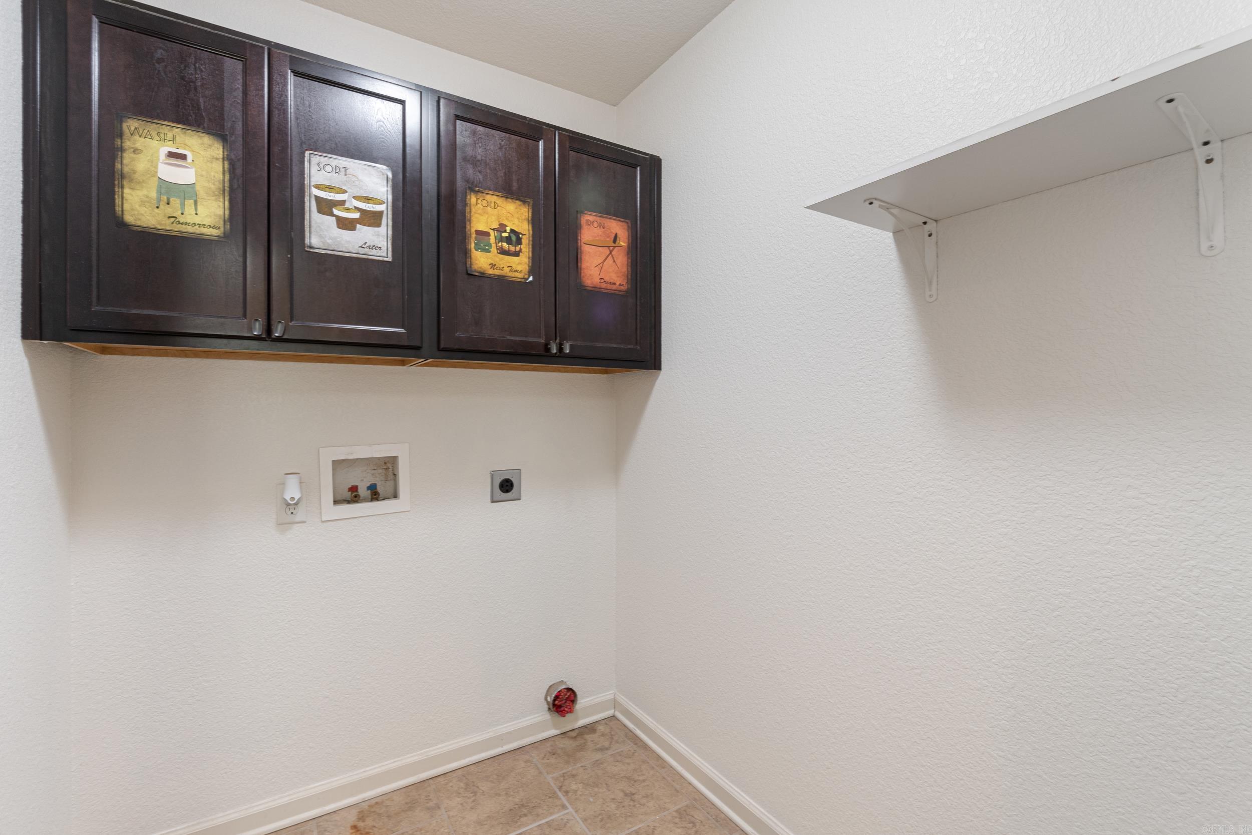 SOUTHERN COMFORT ESTATES - Residential