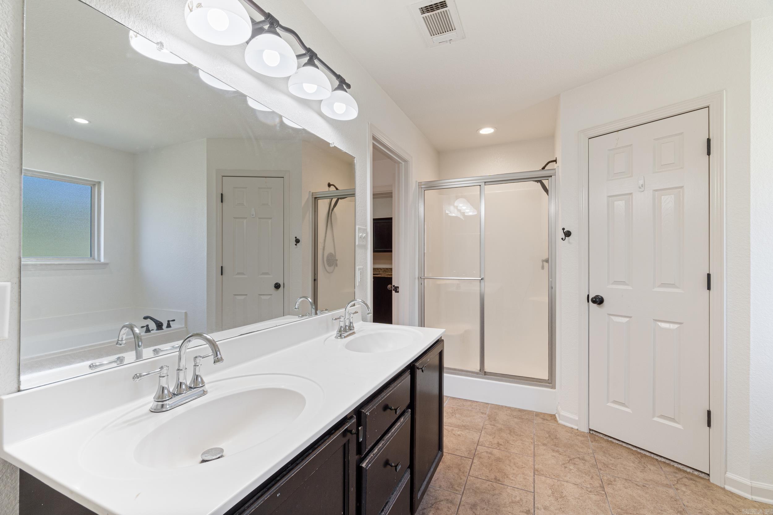 SOUTHERN COMFORT ESTATES - Residential