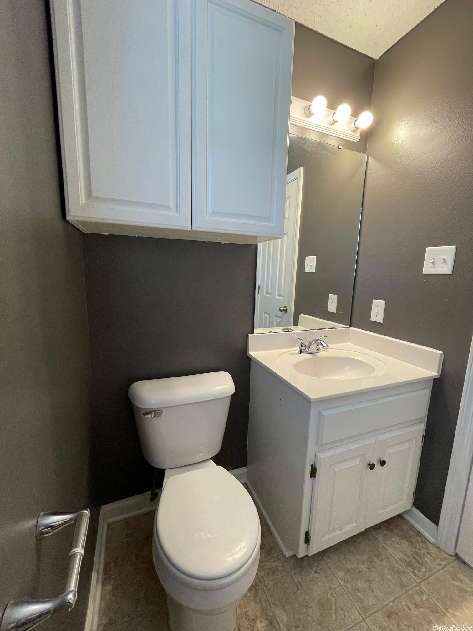 Hickory Springs - Residential Lease