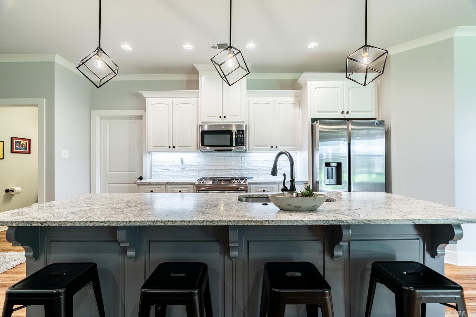 MILLERS GLENN - Residential