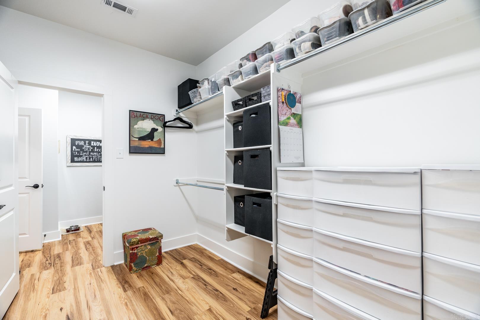 MILLERS GLENN - Residential