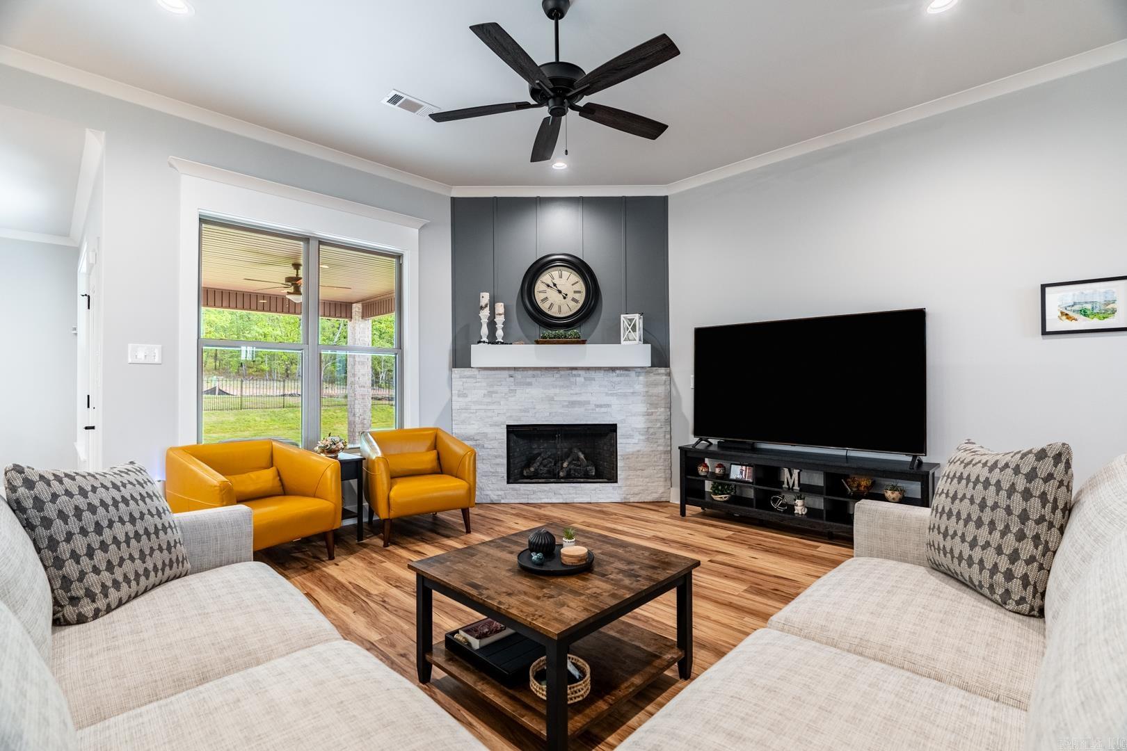 MILLERS GLENN - Residential