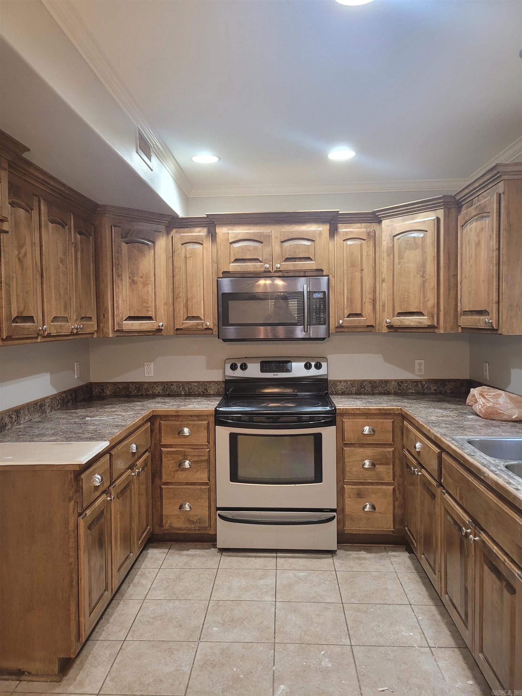 Brady Meadows - Residential Lease