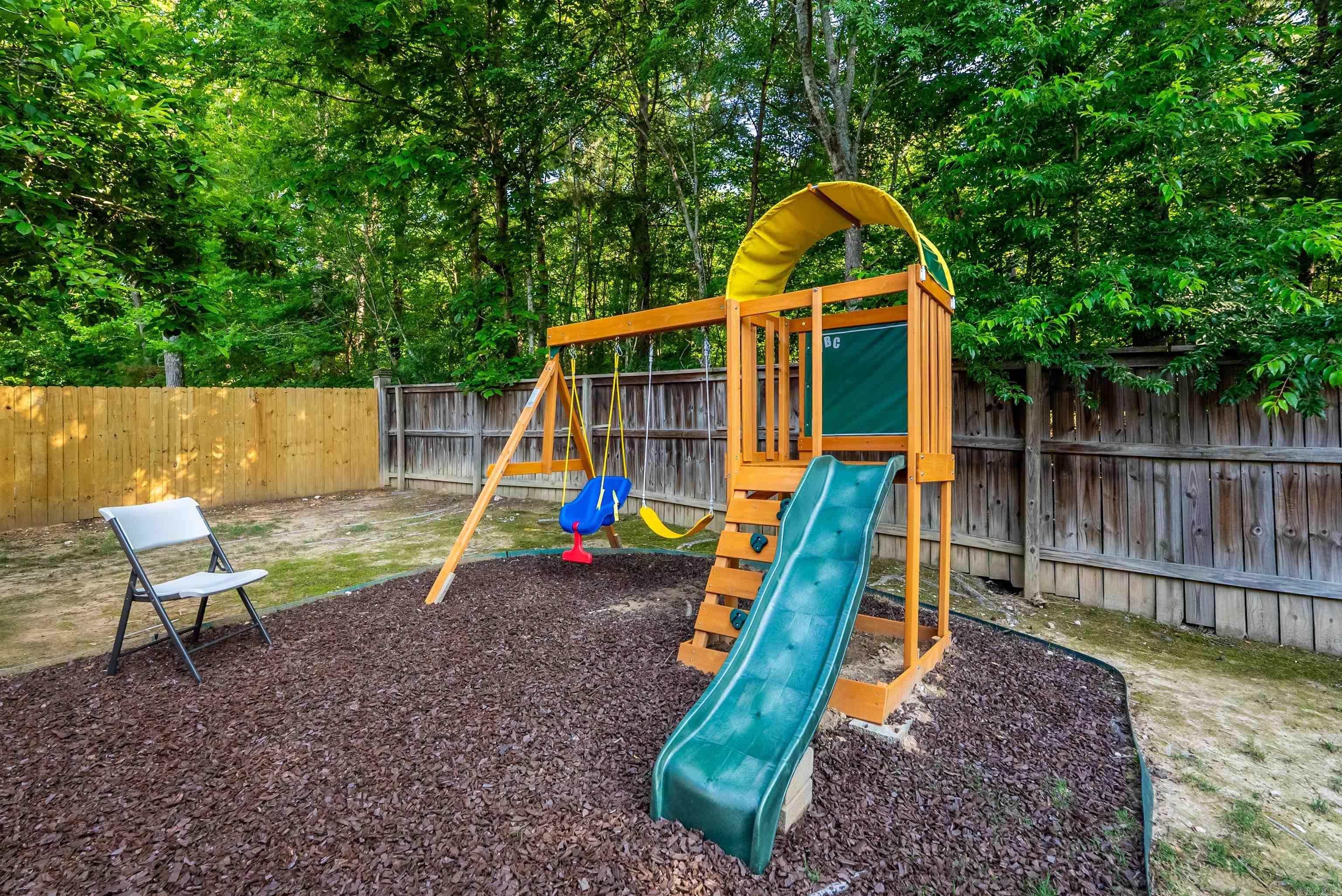WOODLANDS EDGE - Residential