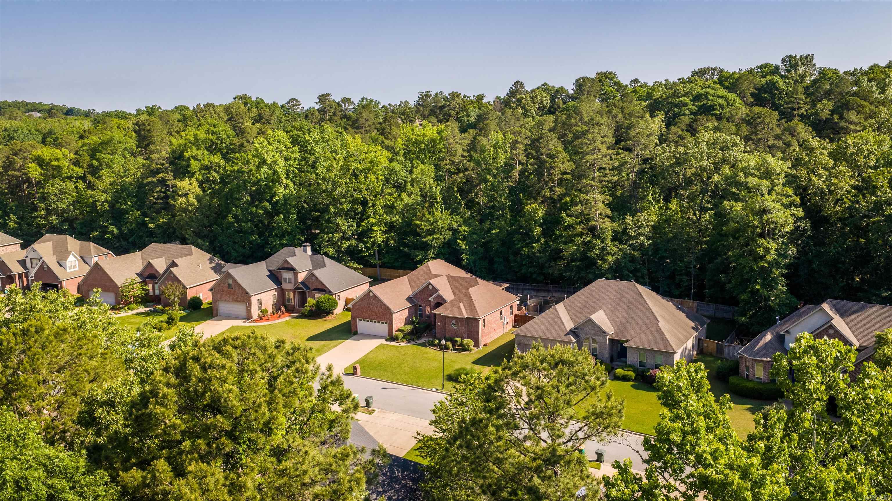 WOODLANDS EDGE - Residential