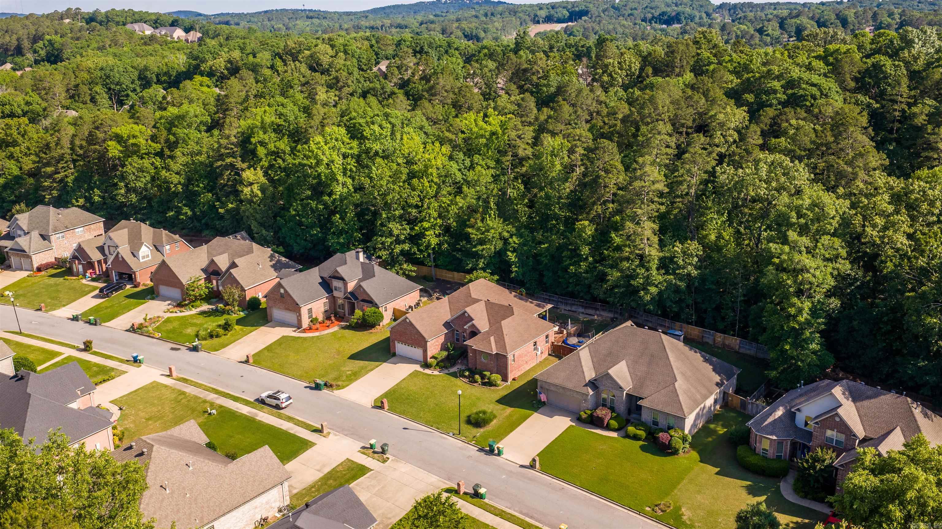 WOODLANDS EDGE - Residential