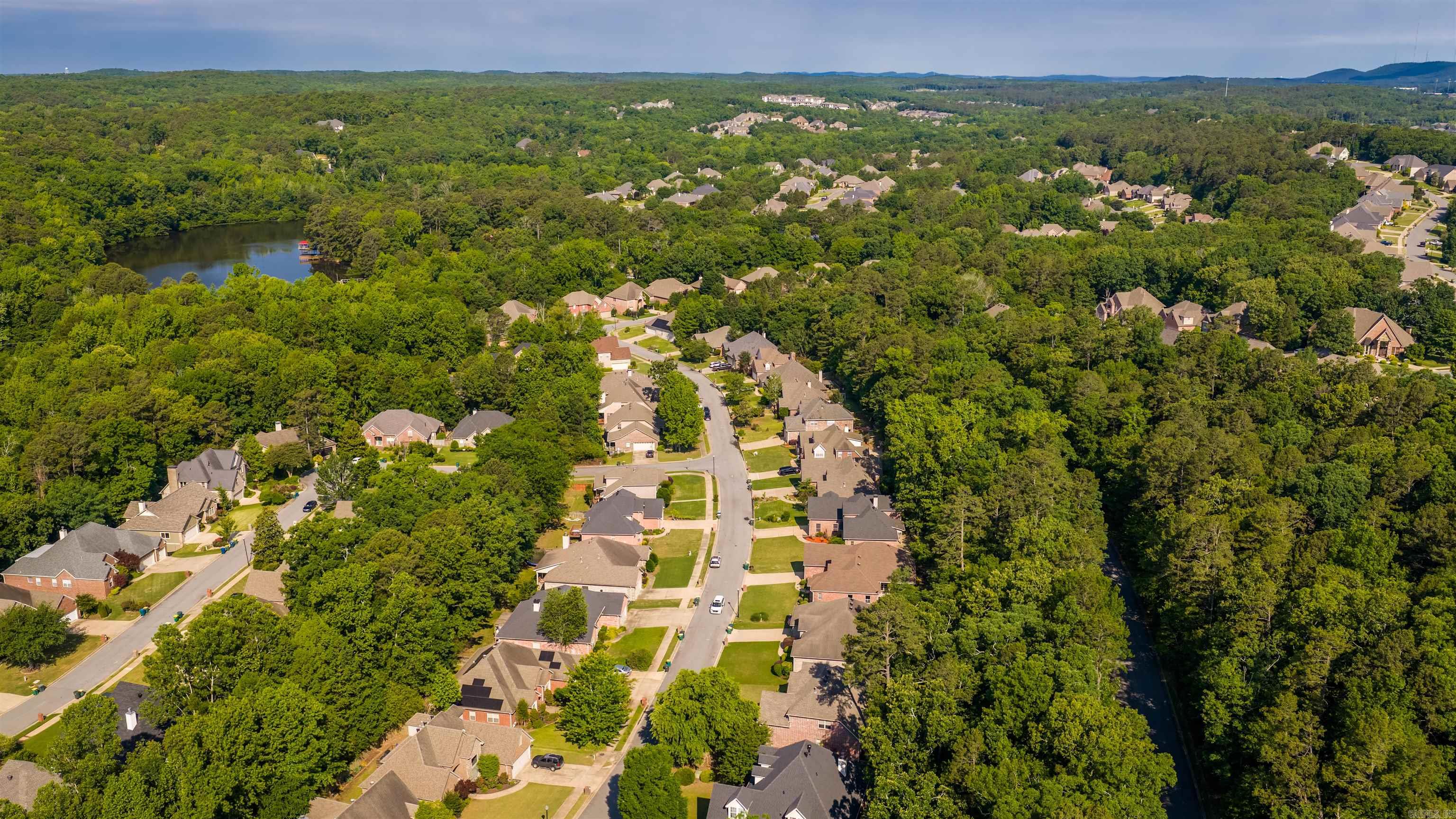WOODLANDS EDGE - Residential