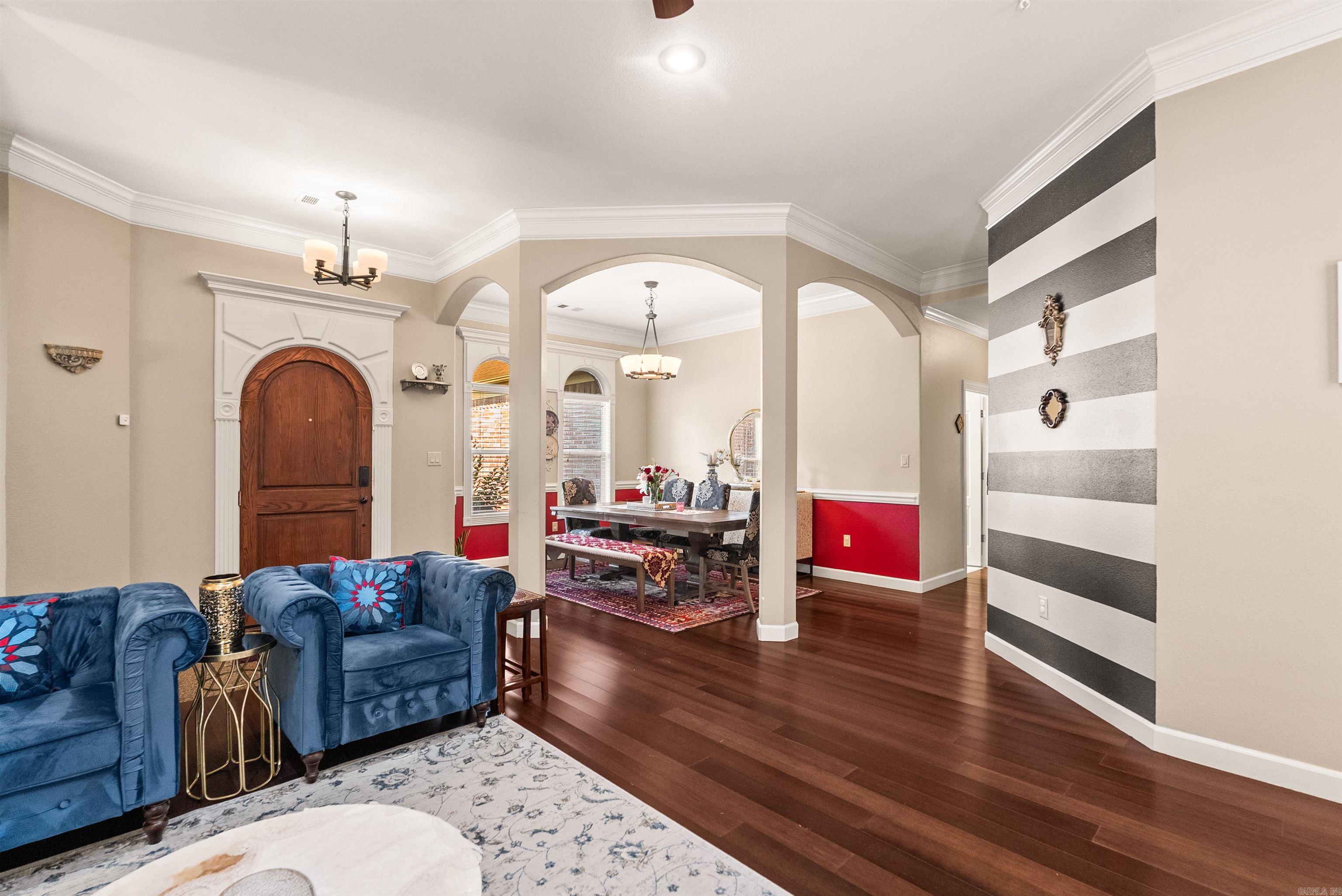 WOODLANDS EDGE - Residential