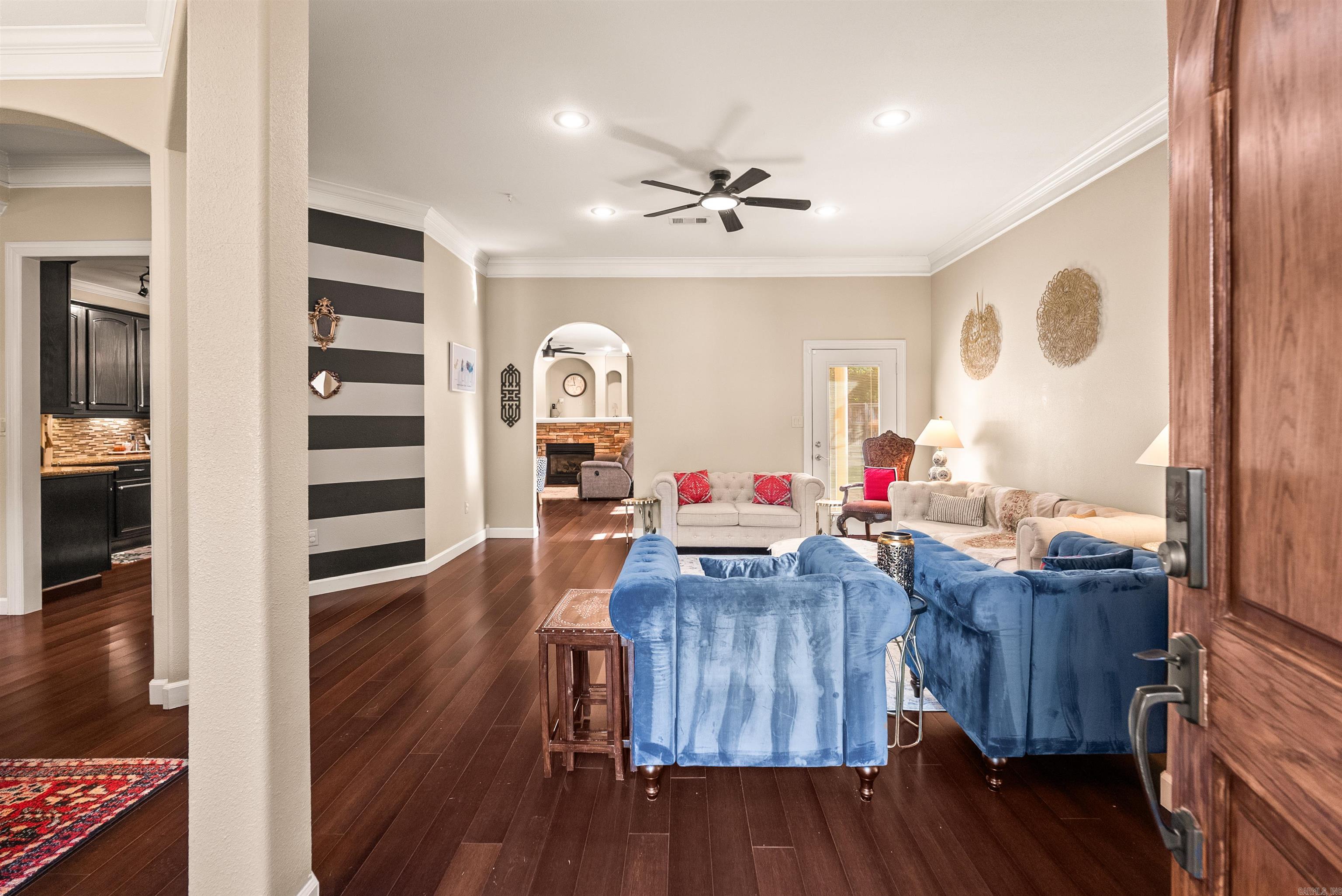 WOODLANDS EDGE - Residential