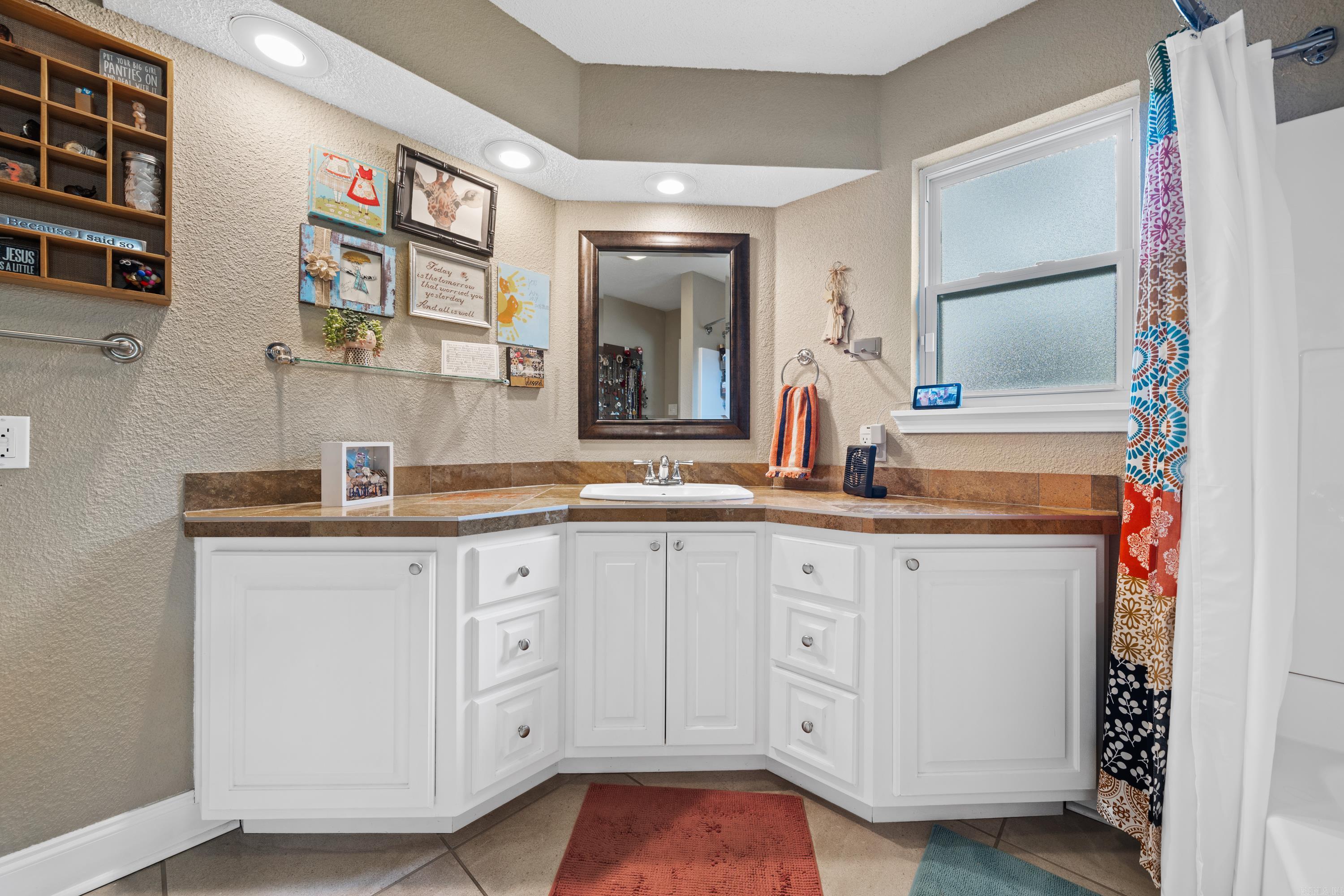 Eastgate I - Residential