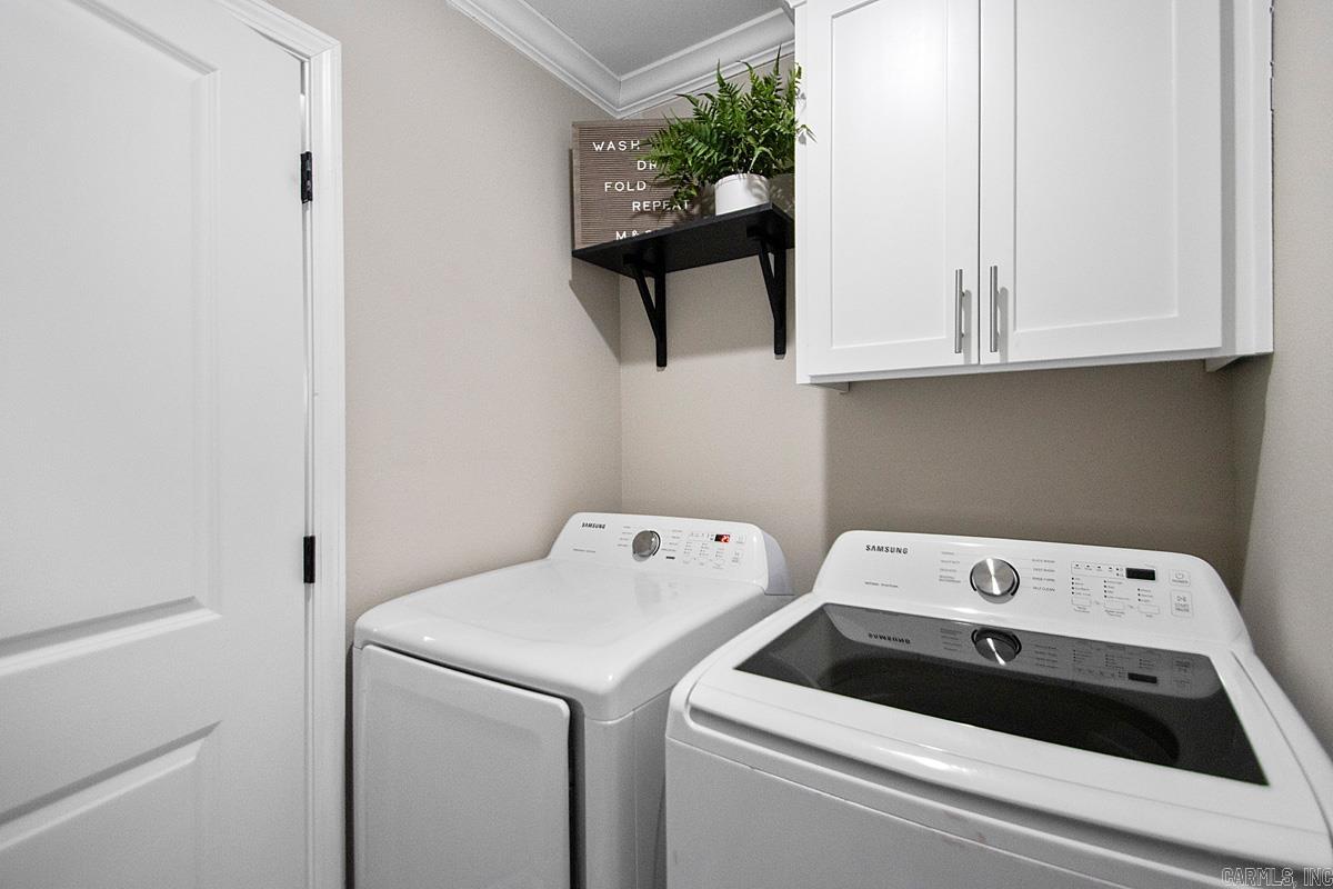 PINEWOOD ESTATES - Residential