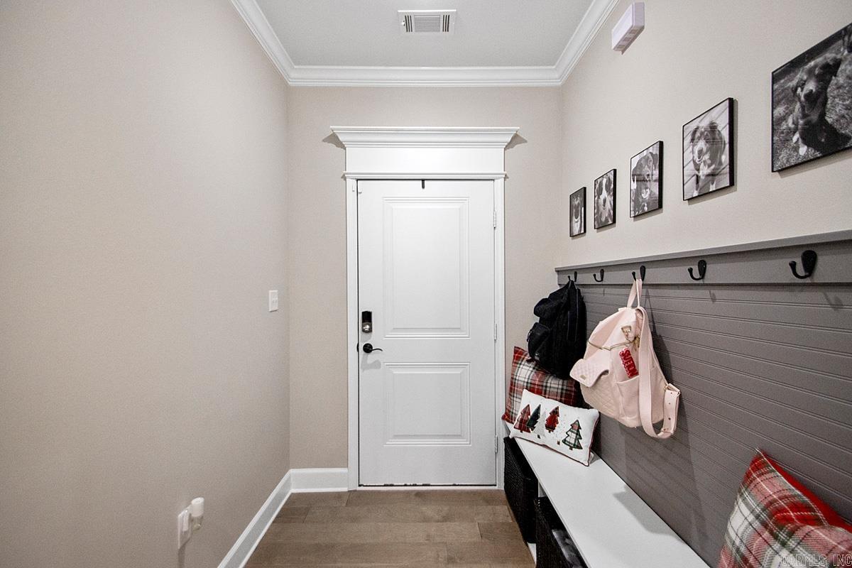 PINEWOOD ESTATES - Residential