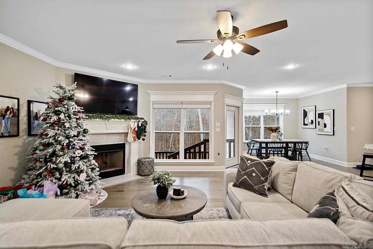 PINEWOOD ESTATES - Residential