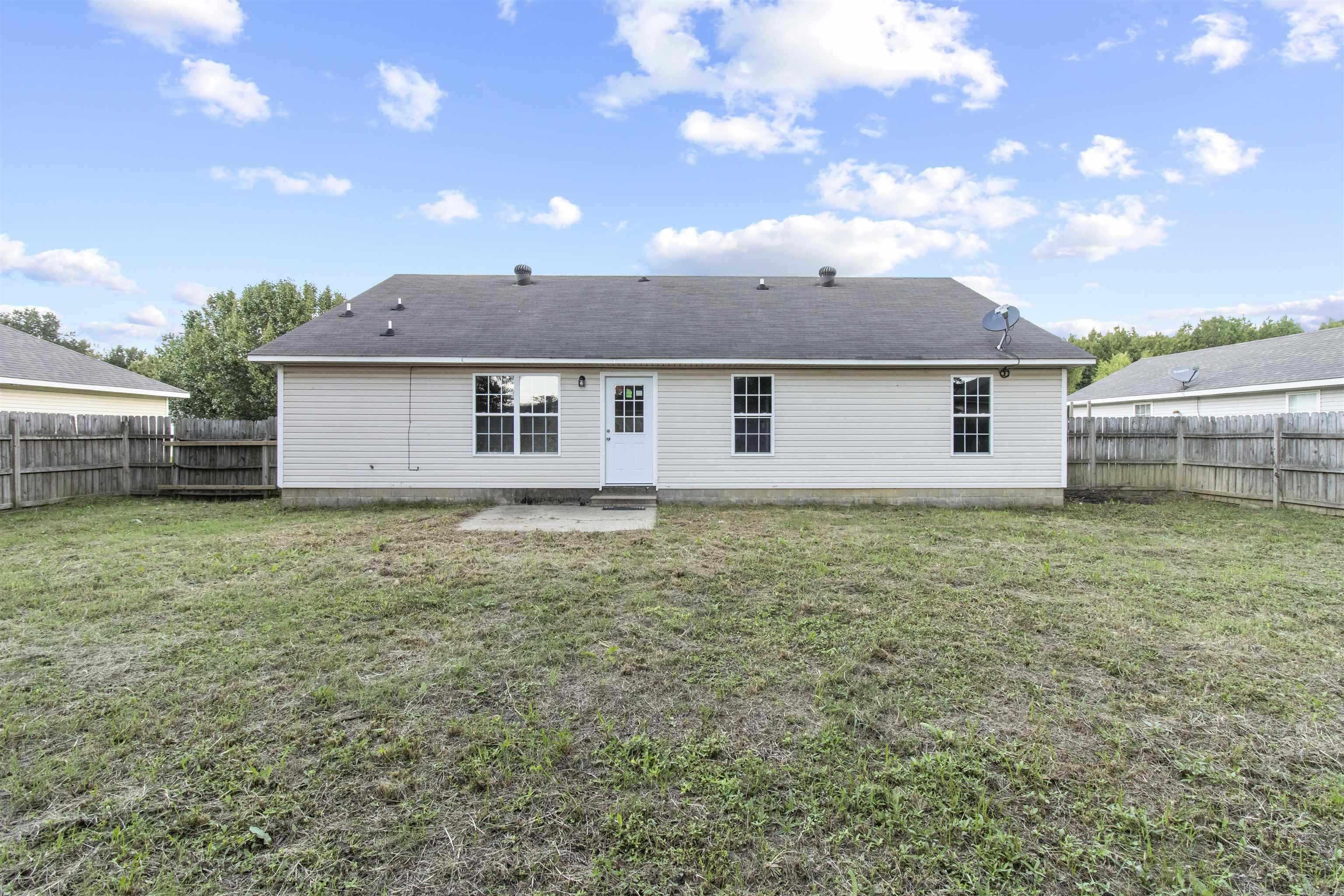 DEERFIELD ESTATES - Residential