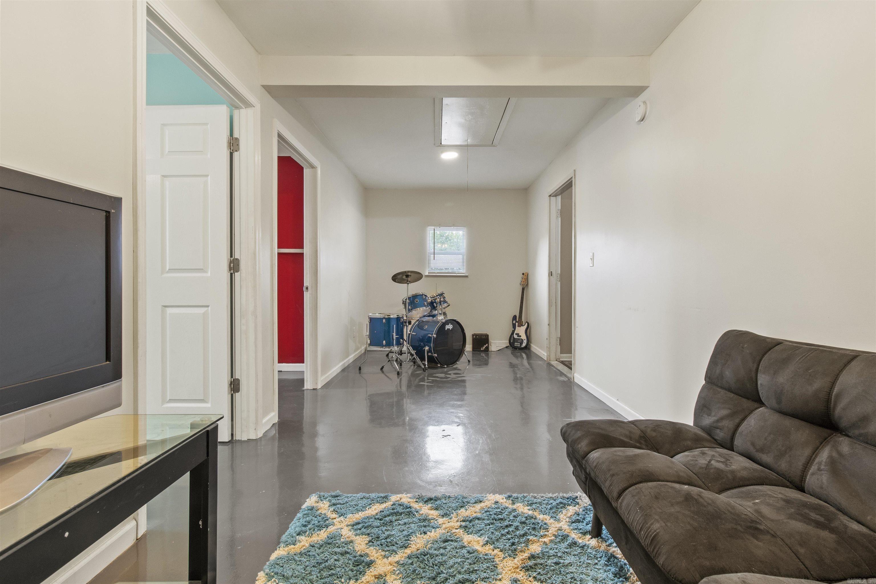 DEERFIELD ESTATES - Residential