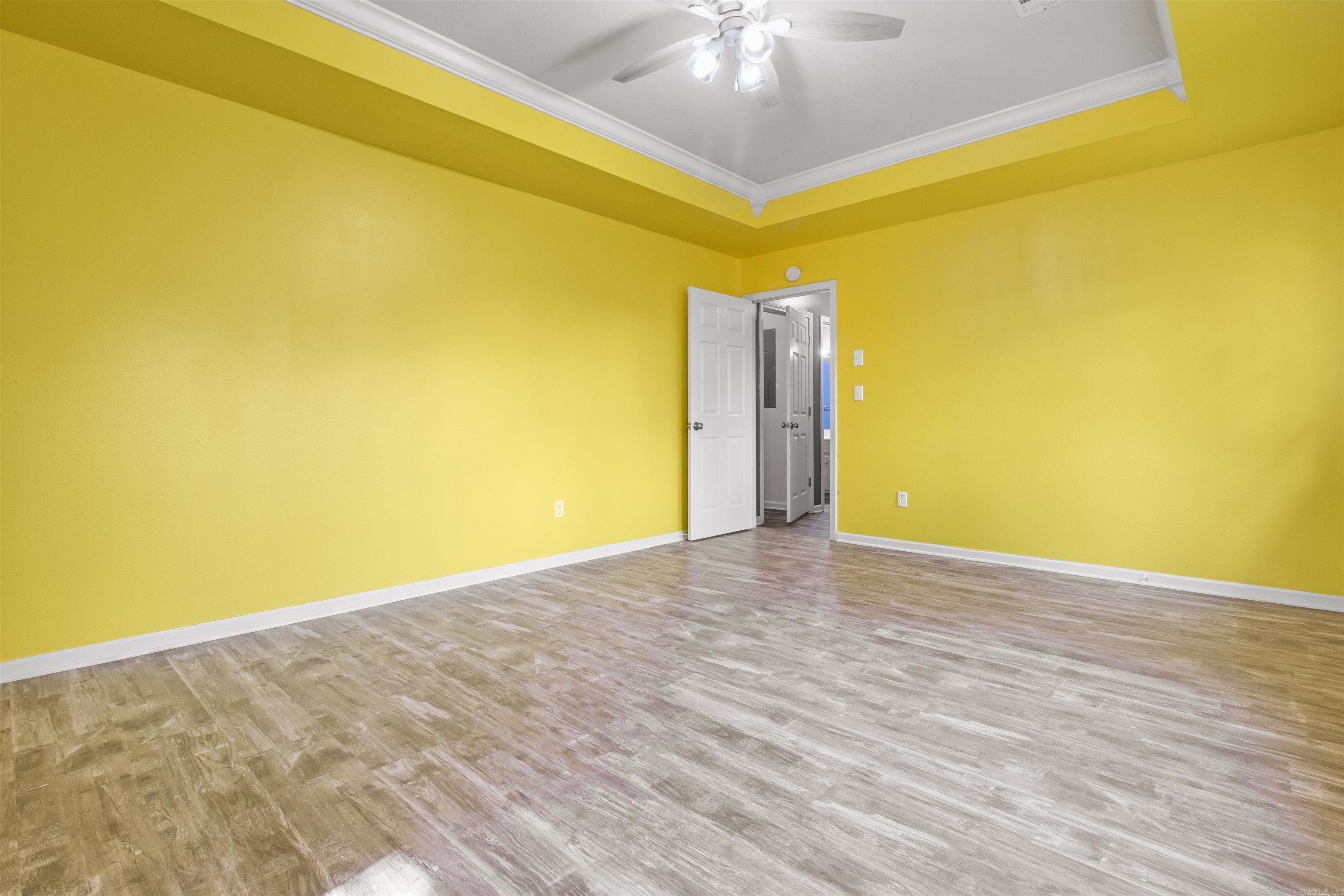 DEERFIELD ESTATES - Residential