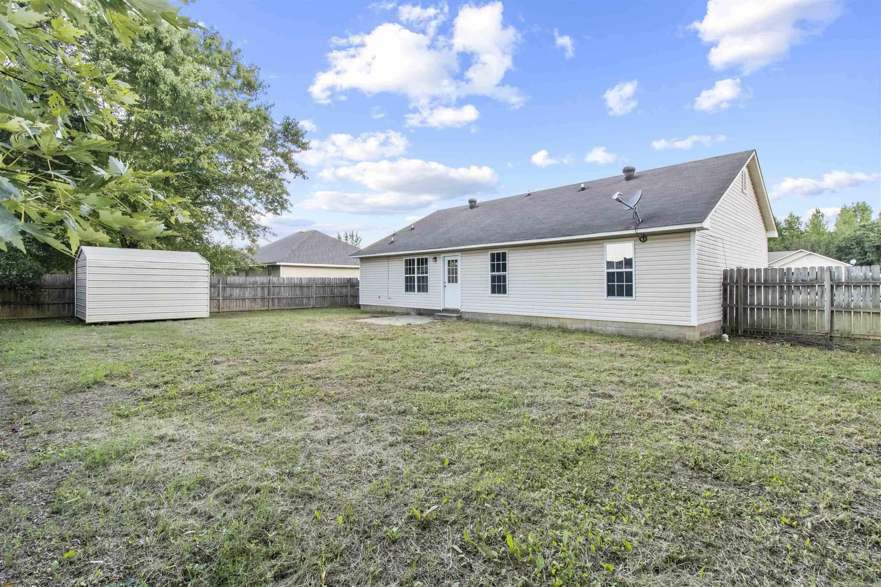 DEERFIELD ESTATES - Residential