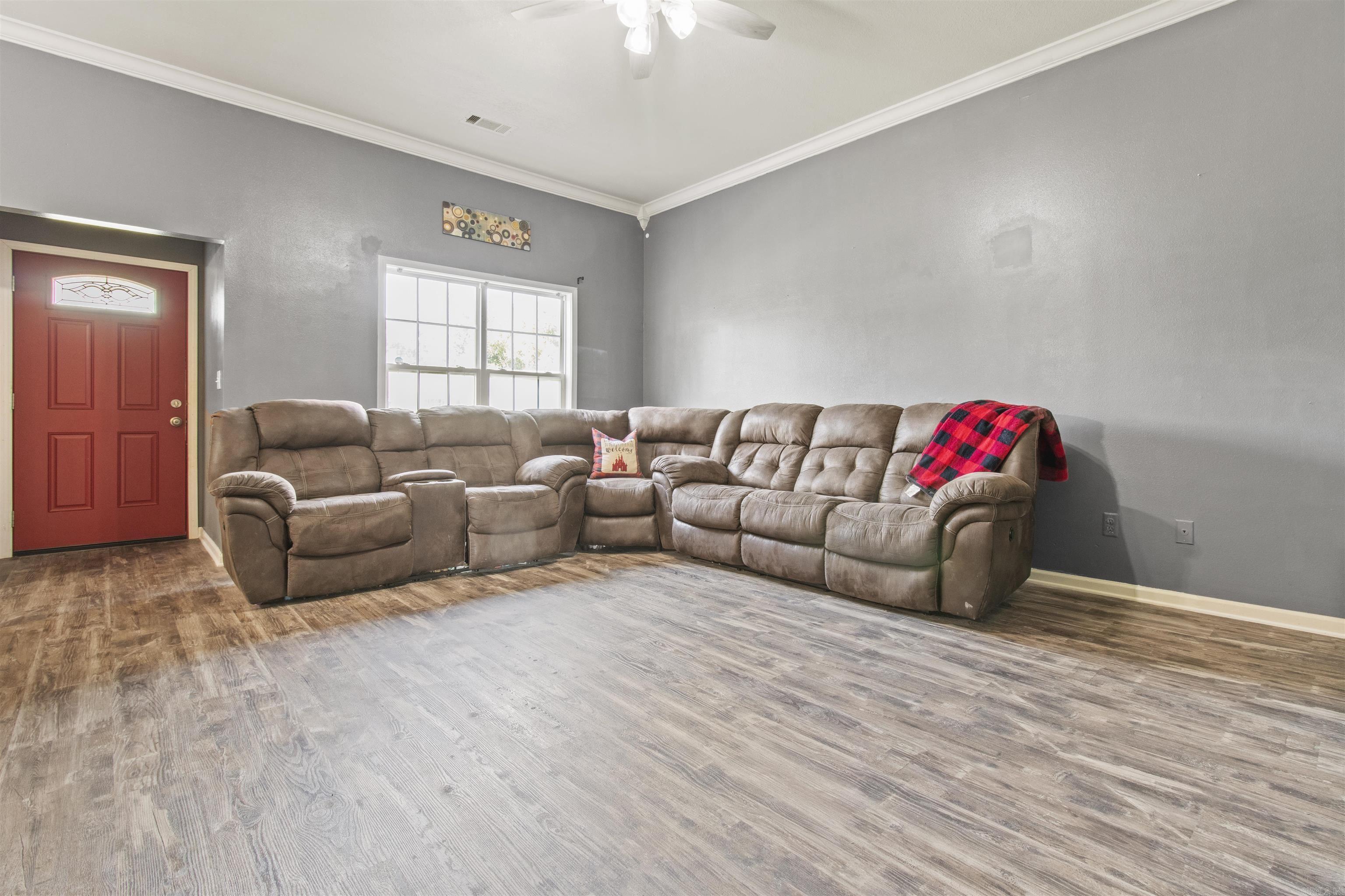 DEERFIELD ESTATES - Residential