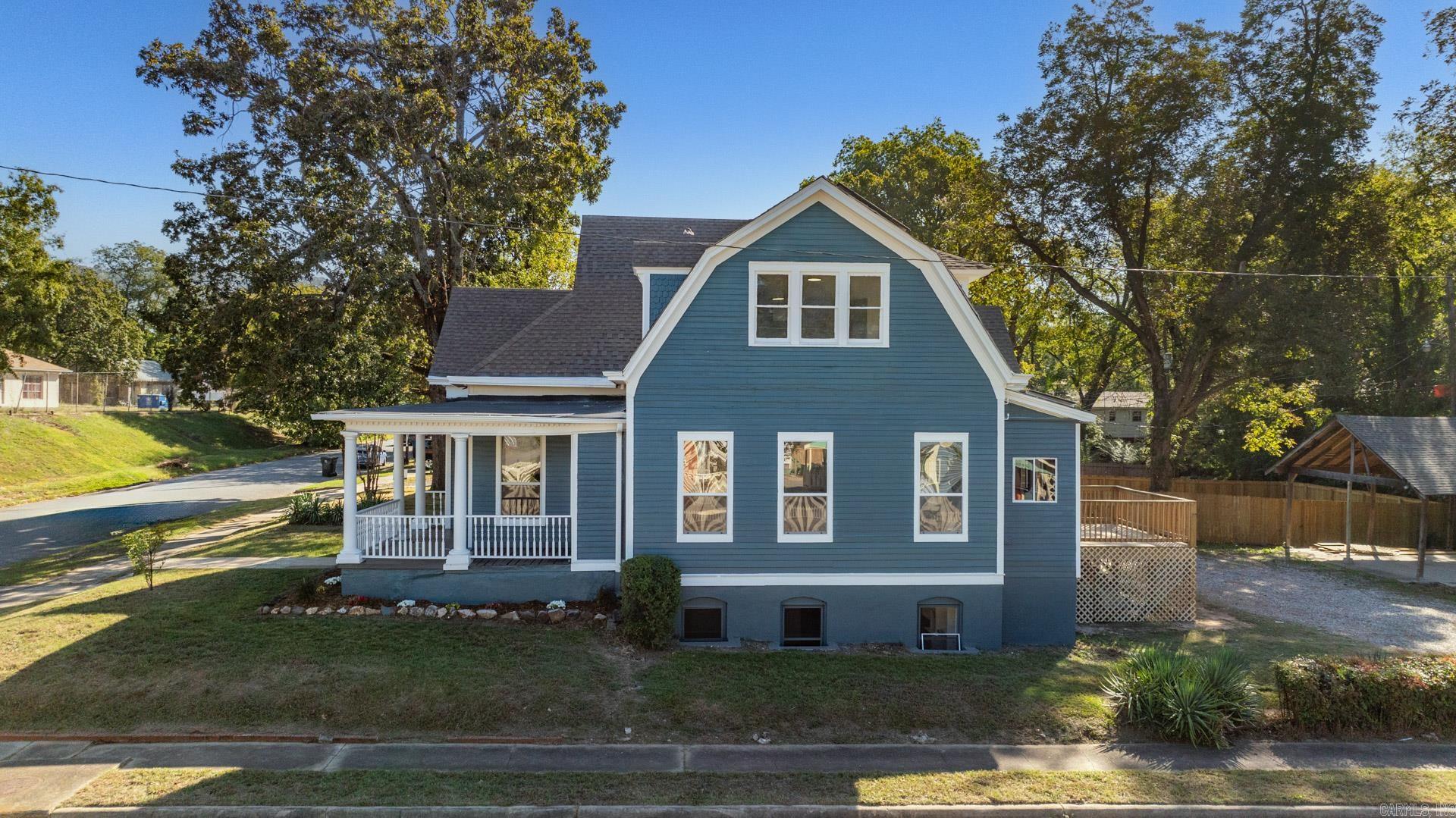 Weldon E Wrights - Residential