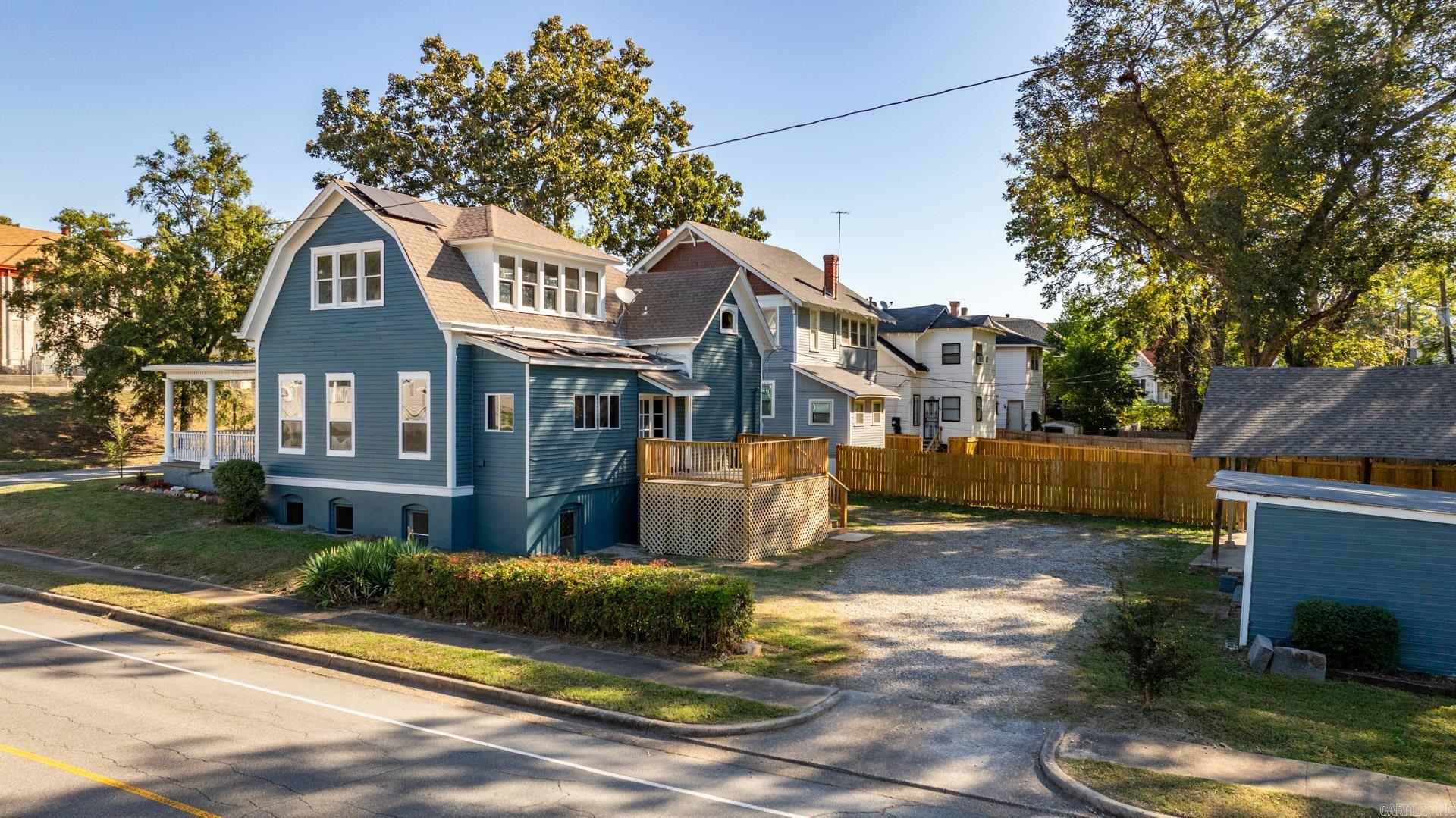 Weldon E Wrights - Residential