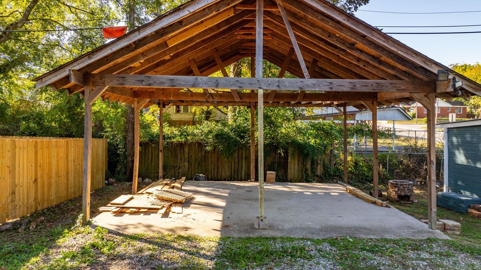 Weldon E Wrights - Residential