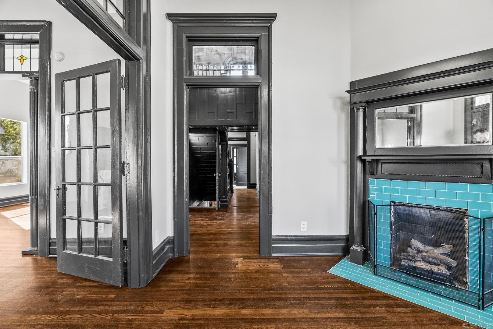 Weldon E Wrights - Residential