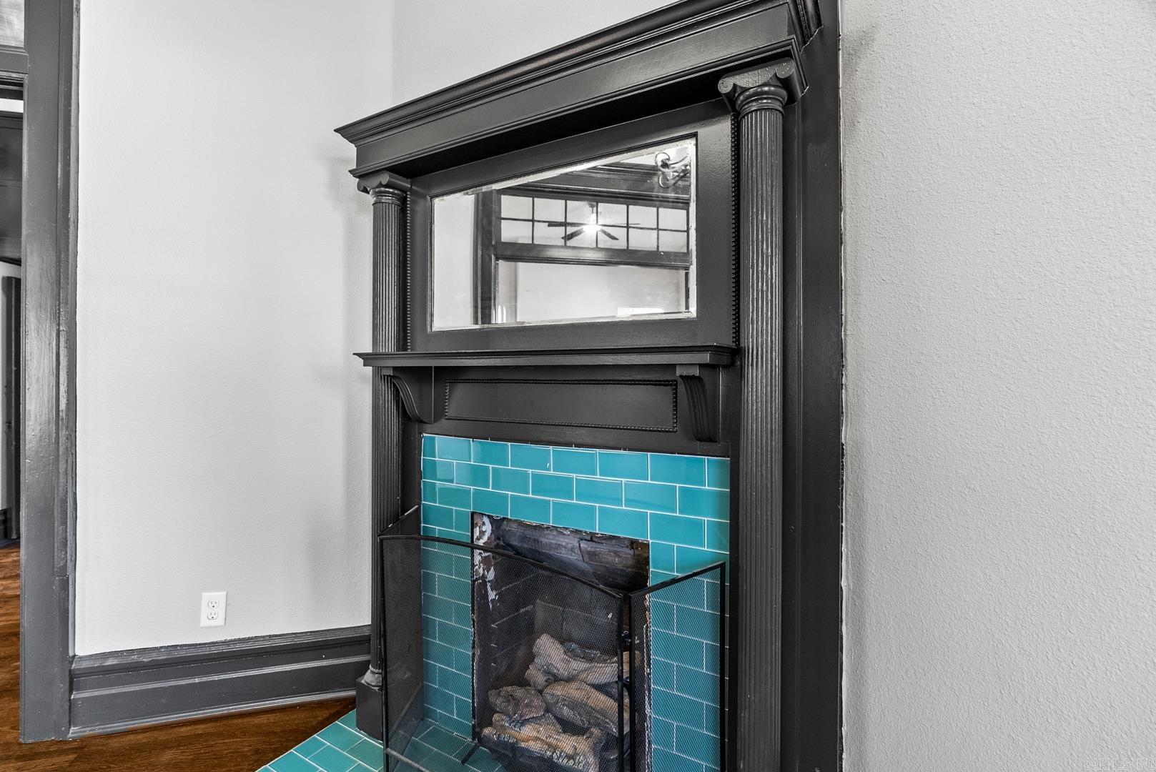 Weldon E Wrights - Residential