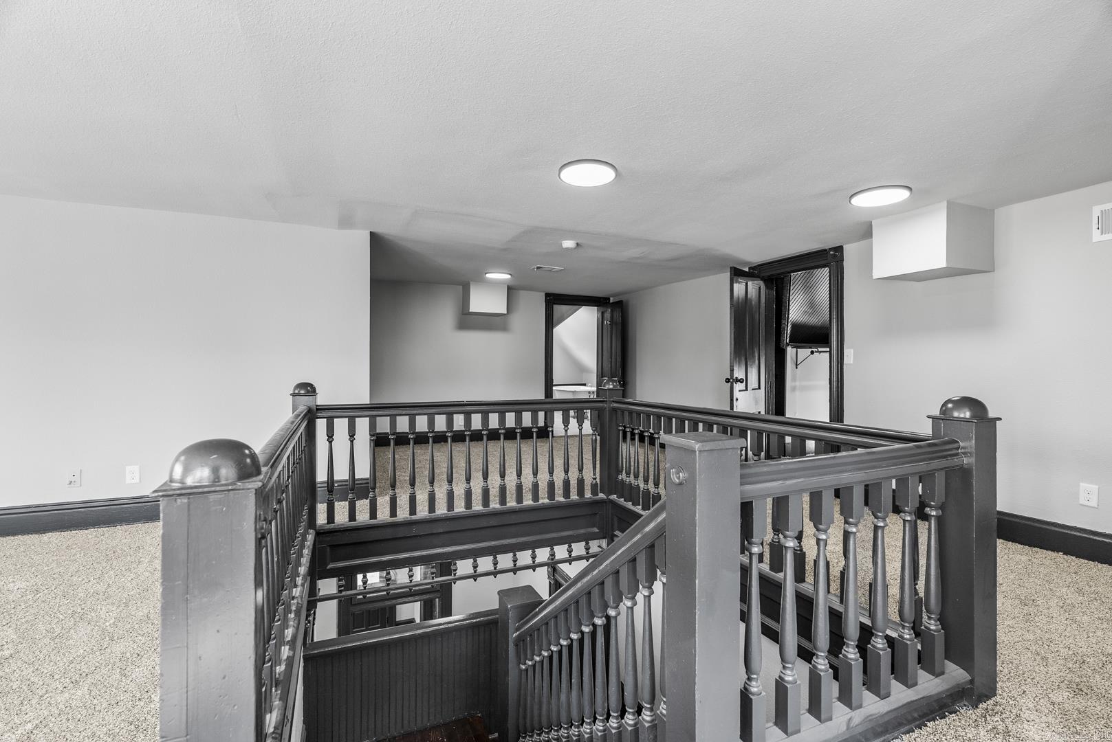 Weldon E Wrights - Residential