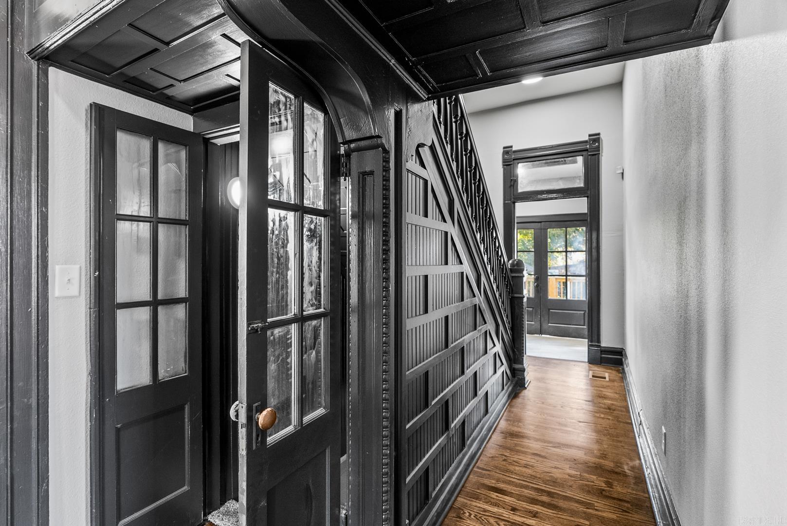 Weldon E Wrights - Residential