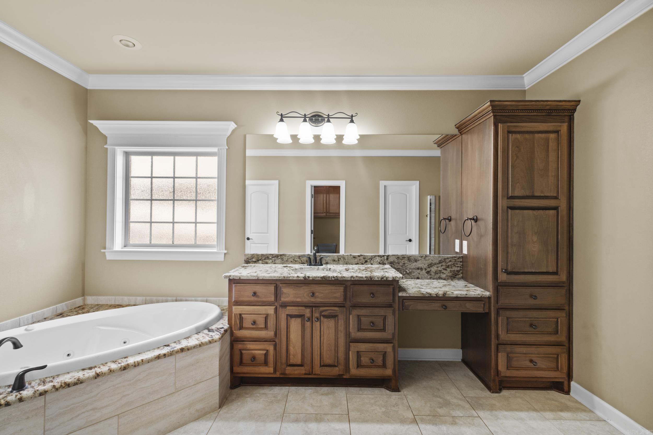 MAUMELLE VALLEY ESTATES - Residential