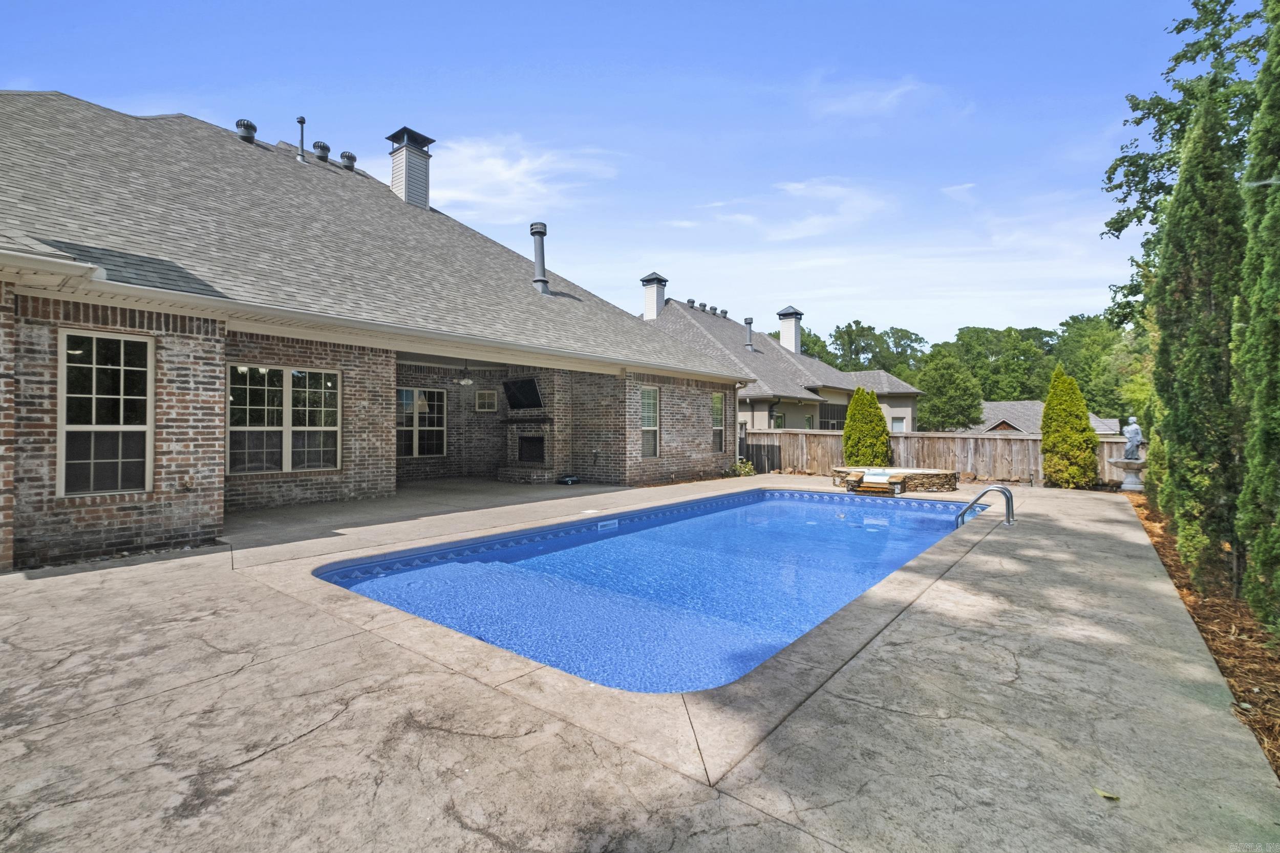 MAUMELLE VALLEY ESTATES - Residential