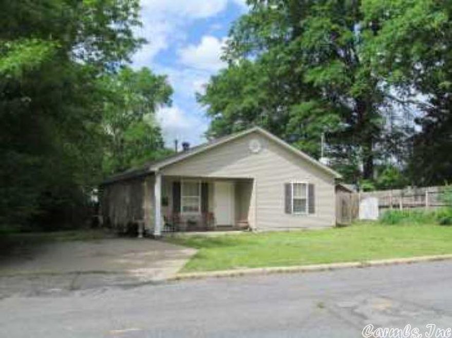 Wonderful newer home in the heart of Benton!  Open floor plan, finished concrete floors for low maintenance, nice yard for the family and close to all local amenities! Available just in time for Christmas!  Security Deposit is $1,195.00 and pets are allowed with a refundable pet deposit.  Unfortunately, this investor does not participate in Third Party rental programs.