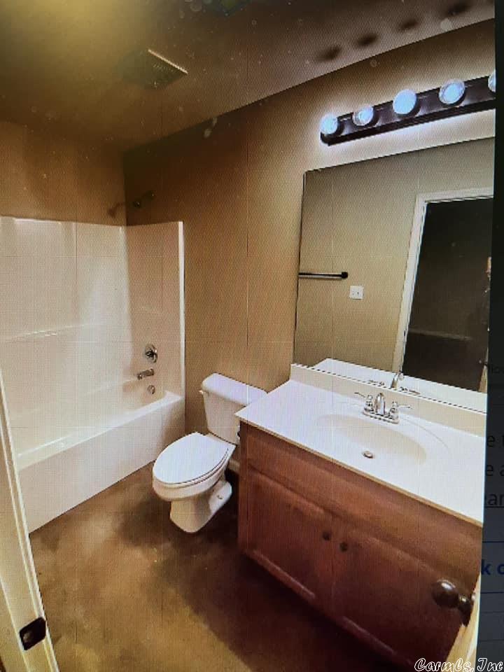 Deaton - Residential Lease