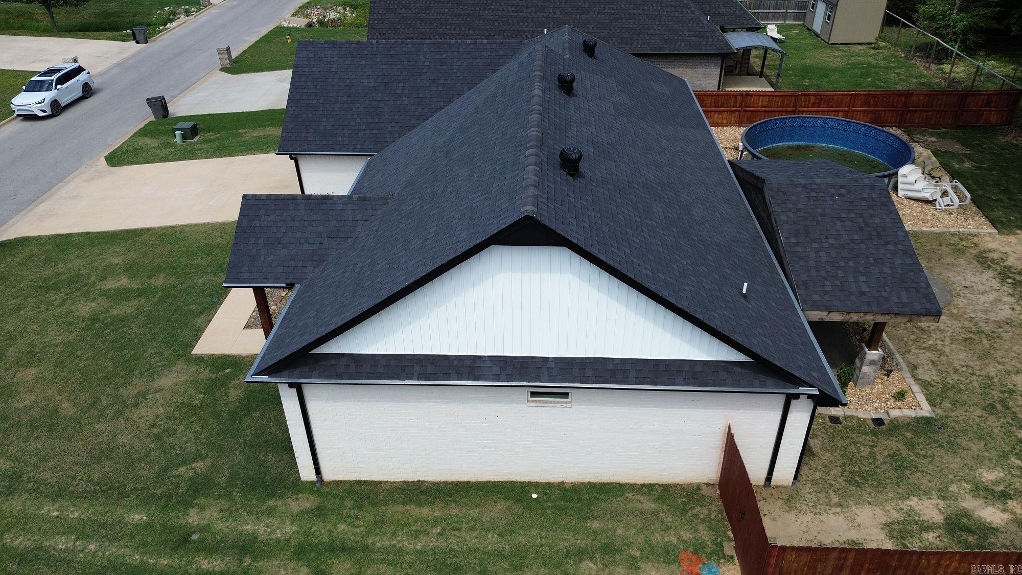 FAIRWAY GLEN - Residential