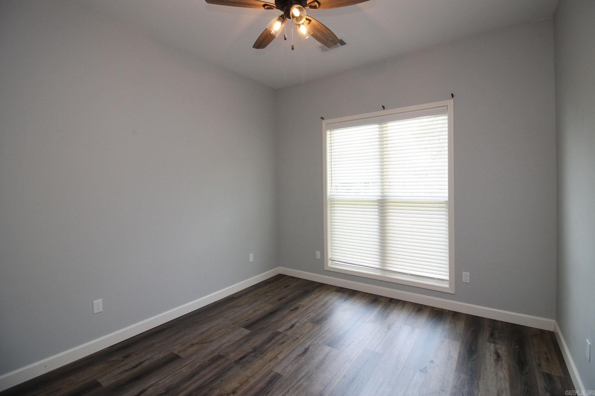 FAIRWAY GLEN - Residential