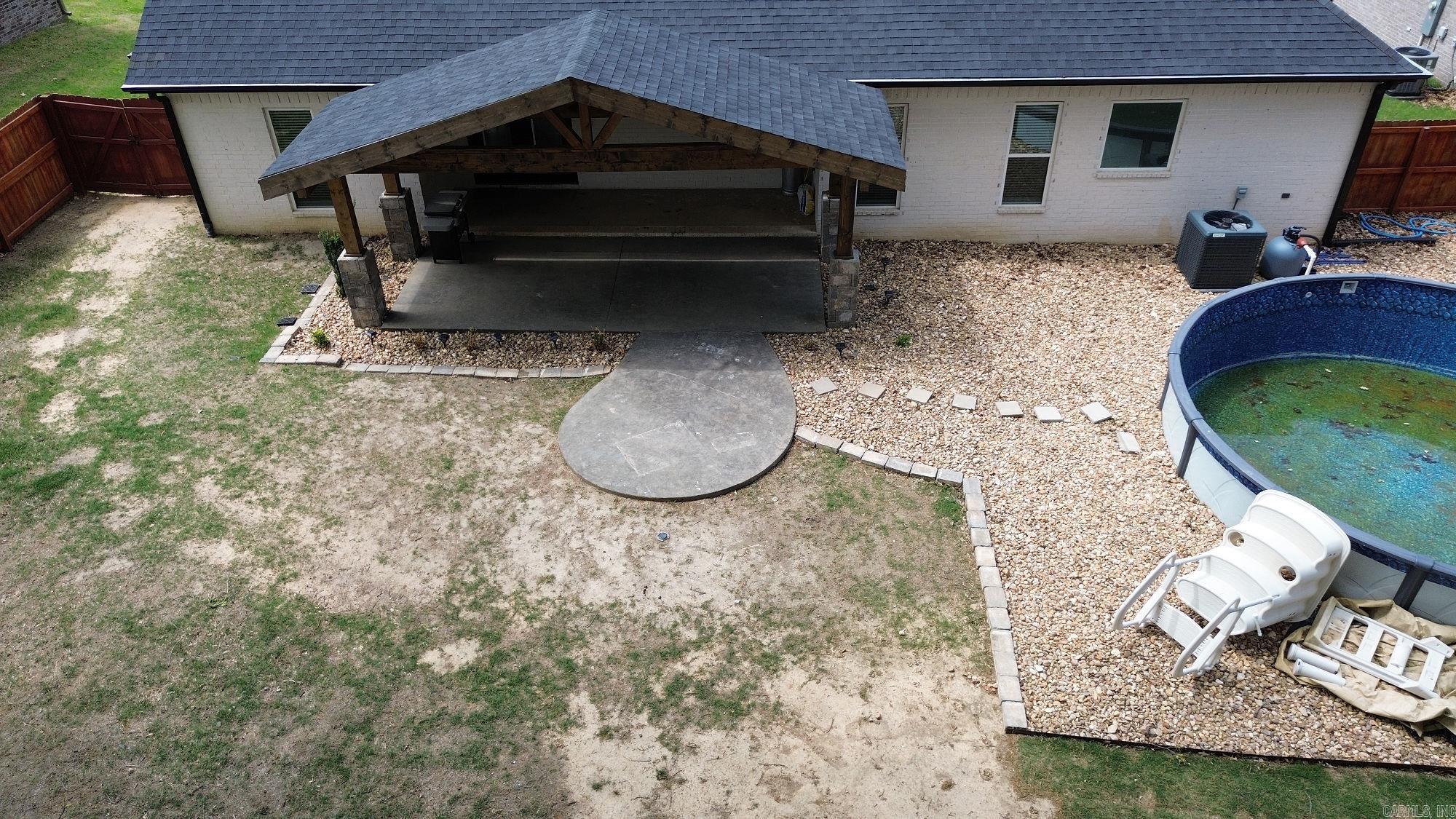 FAIRWAY GLEN - Residential