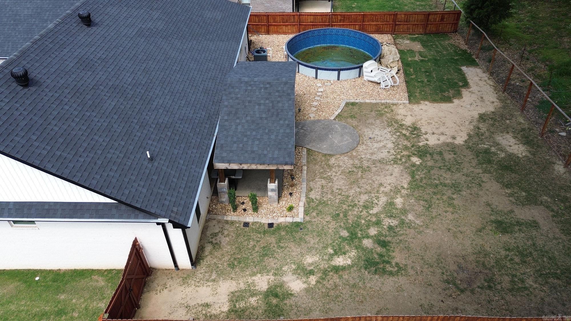 FAIRWAY GLEN - Residential