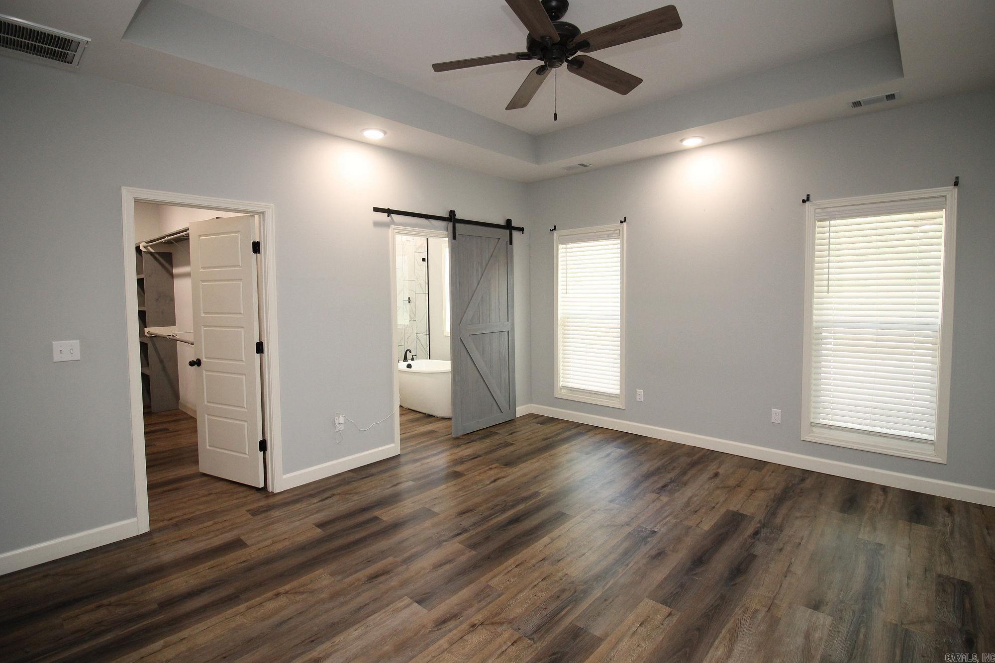 FAIRWAY GLEN - Residential