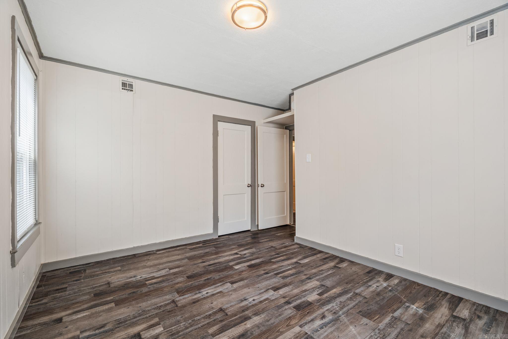 SUNNYMEADE - Residential