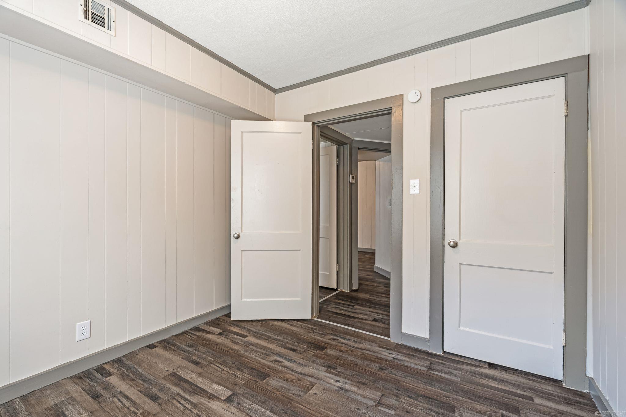 SUNNYMEADE - Residential