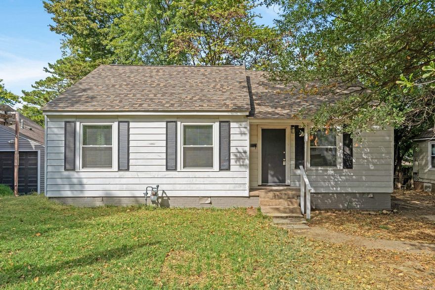 Located in the heart of Fort Smith near community parks and schools, this 3 BR / 1 Bath home has a number of attractive updates, including a NEW ROOF and NEW ENERGY-EFFICIENT WINDOWS. In addition to the updates to the exterior, the home’s interior has been freshly painted while the kitchen boasts a new stainless steel gas stove, a real treat for those who have a culinary preference for cooking with gas. Rounding out the compilation, the home features central heating and air conditioning and modern wood-style vinyl flooring installed throughout. Lastly, the privacy of the home’s backyard can be enjoyed from the newly stained covered back porch, a truly great space for relaxing and enjoying fresh autumn air with friends and family. With the new roof and windows, this home won’t stay on the market for long.