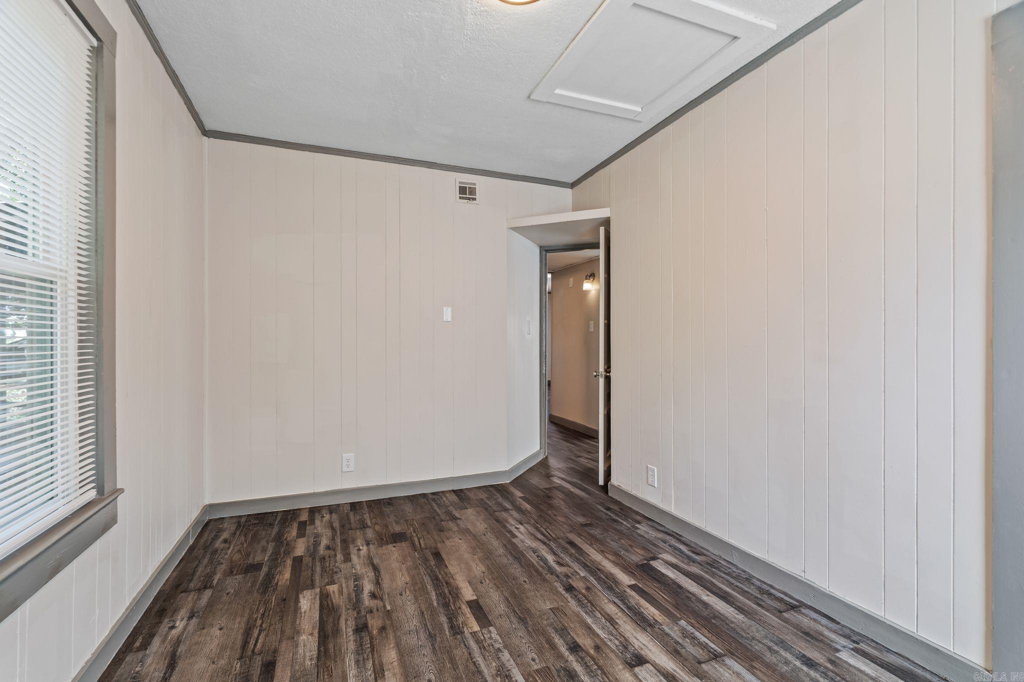 SUNNYMEADE - Residential