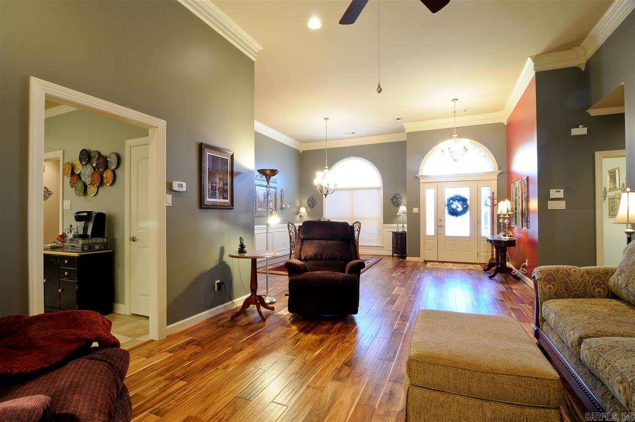 MAUMELLE VALLEY ESTATES - Residential