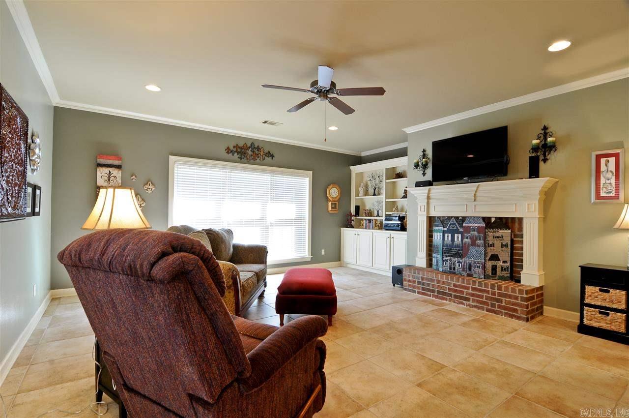 MAUMELLE VALLEY ESTATES - Residential