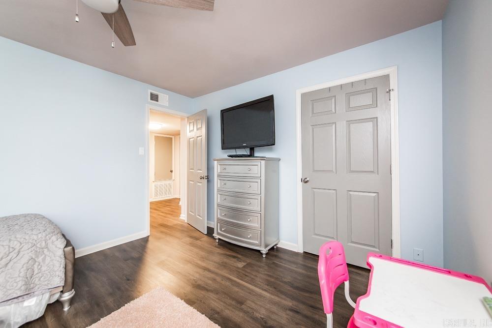 INDIAN HILLS - Residential