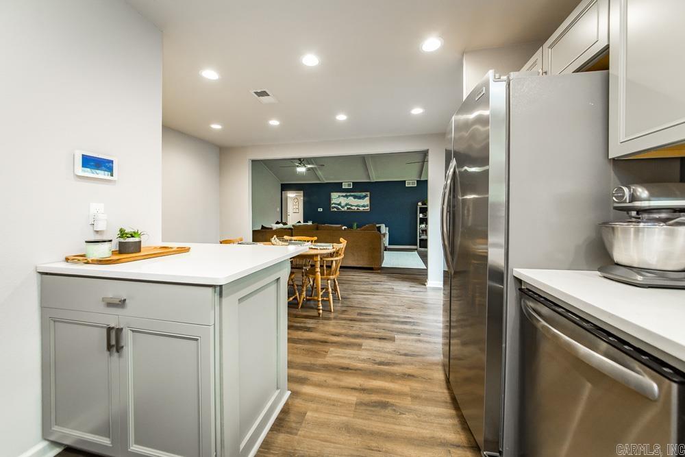 INDIAN HILLS - Residential