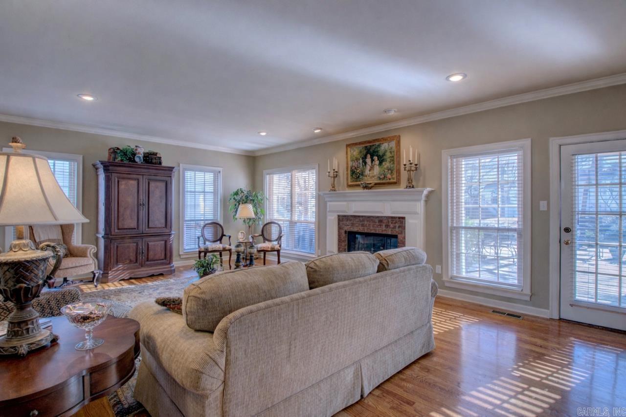 ST CHARLES ADDN - Residential