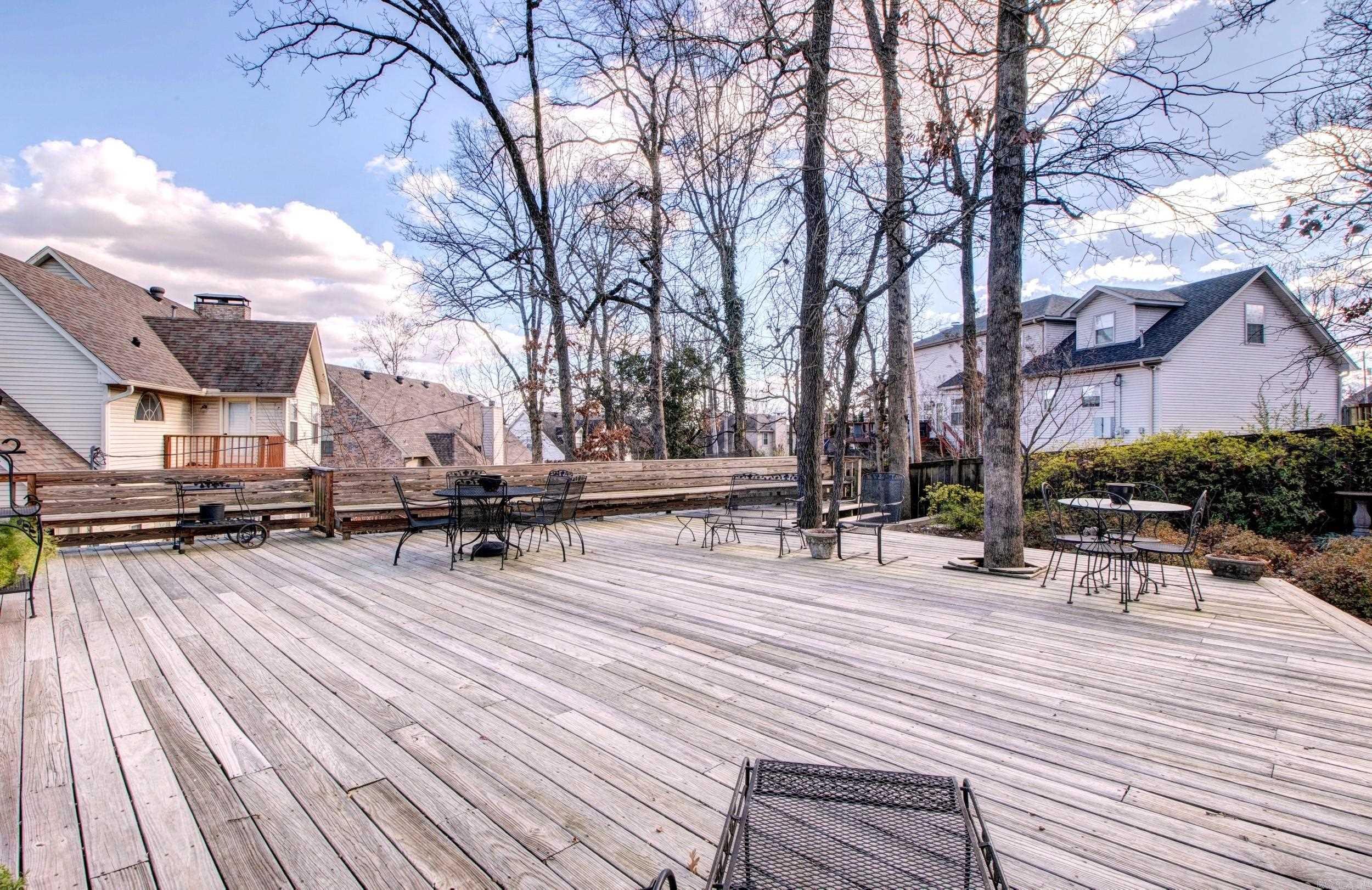 ST CHARLES ADDN - Residential